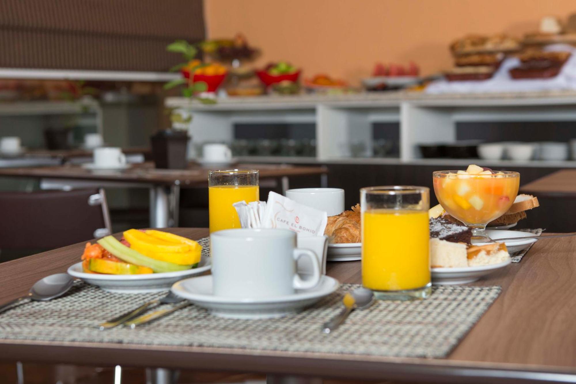 Arami Hotel & Lodge Puerto Iguazú Zewnętrze zdjęcie